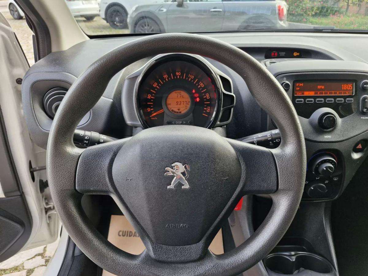 peugeot-108-2015-gasolina-998cc