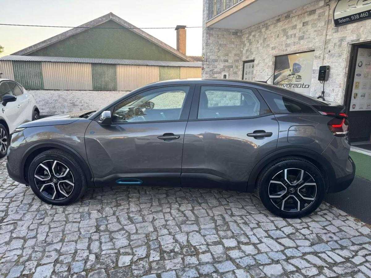 citroen-c4-2022-eletrico-200cc