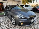volvo-v40-cross-country-2013-diesel-1560cc