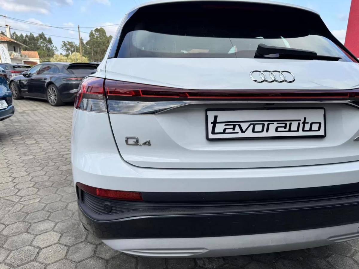 audi-q4-e-tron-2021-eletrico-0cc