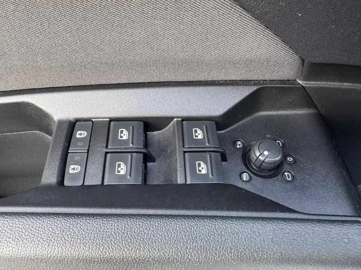 audi-q4-e-tron-2021-eletrico-0cc