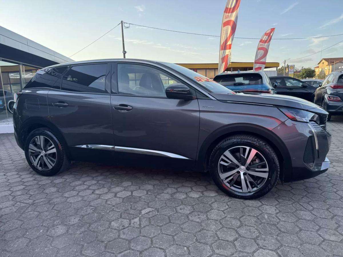 peugeot-3008-2022-hibrido-1598cc