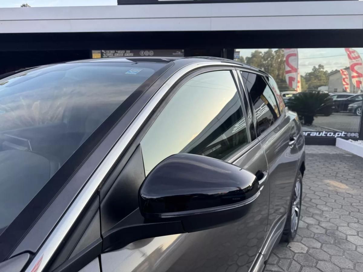 peugeot-3008-2022-hibrido-1598cc