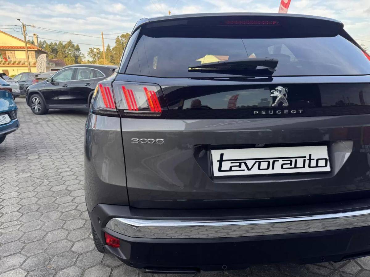 peugeot-3008-2022-hibrido-1598cc