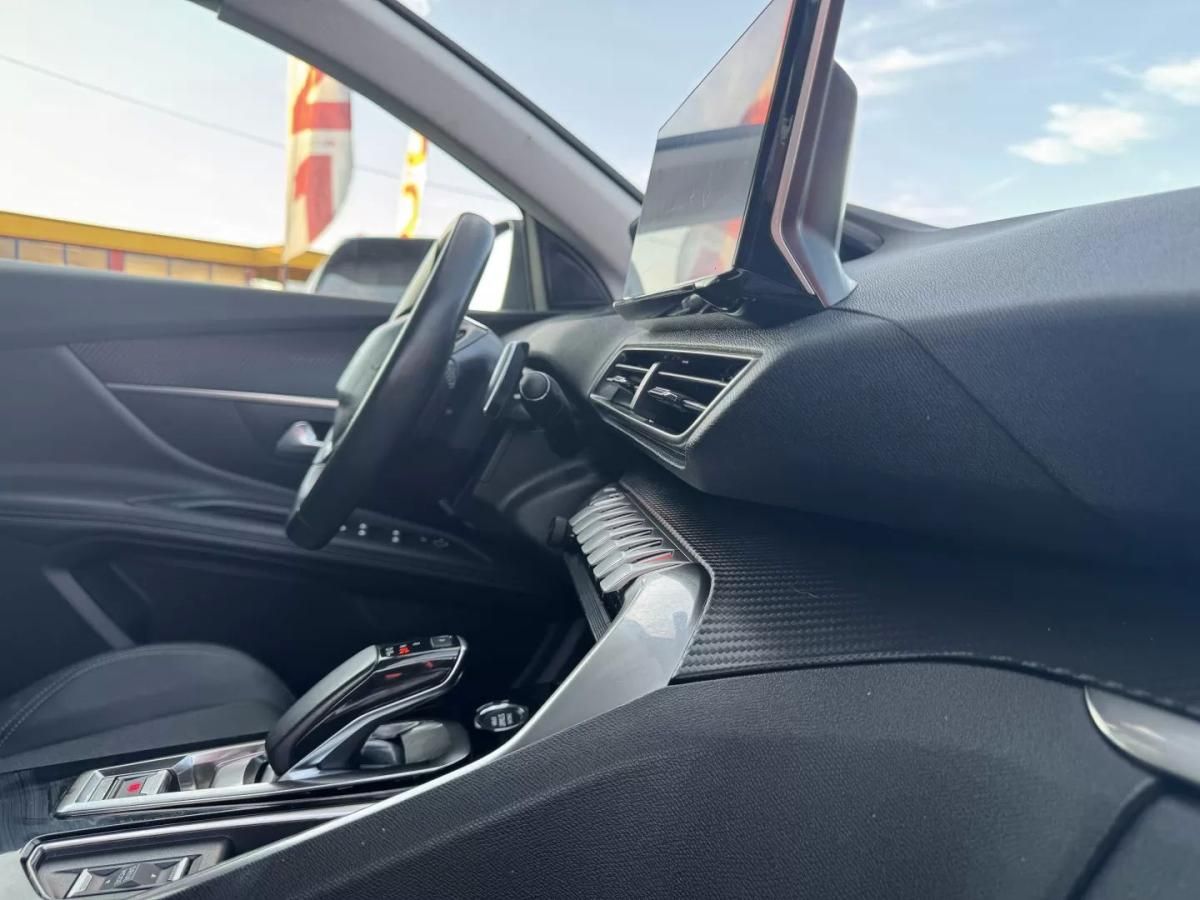 peugeot-3008-2022-hibrido-1598cc
