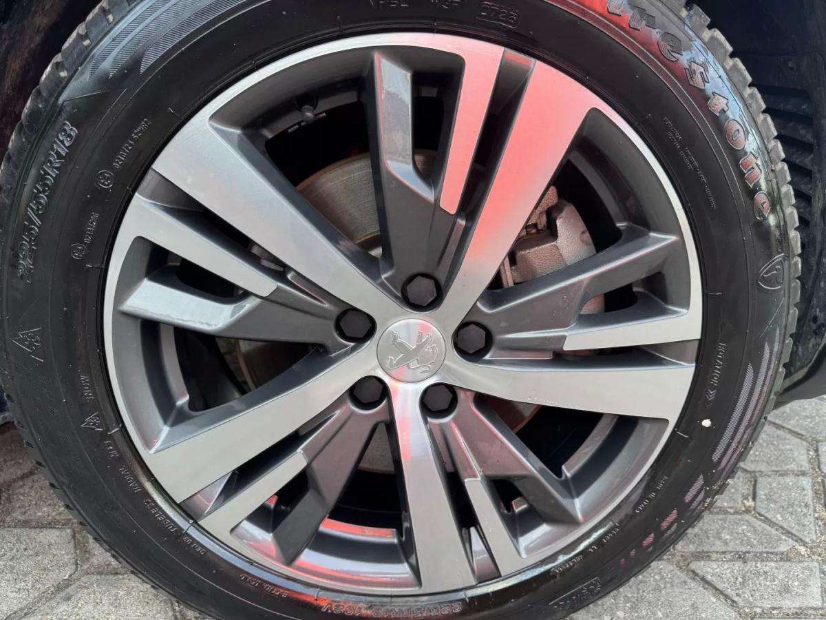 peugeot-3008-2022-hibrido-1598cc