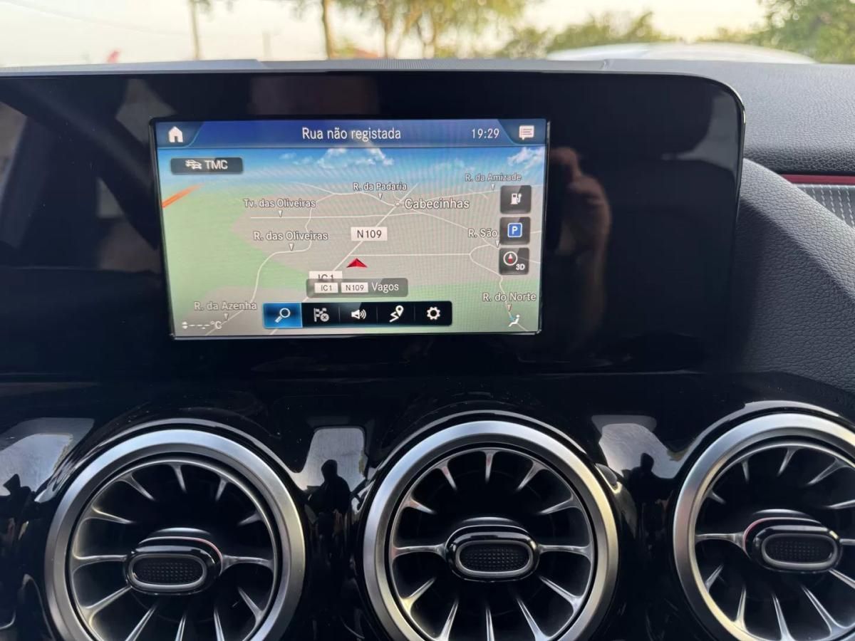 mercedes-benz-eqa-2021-eletrico-200cc