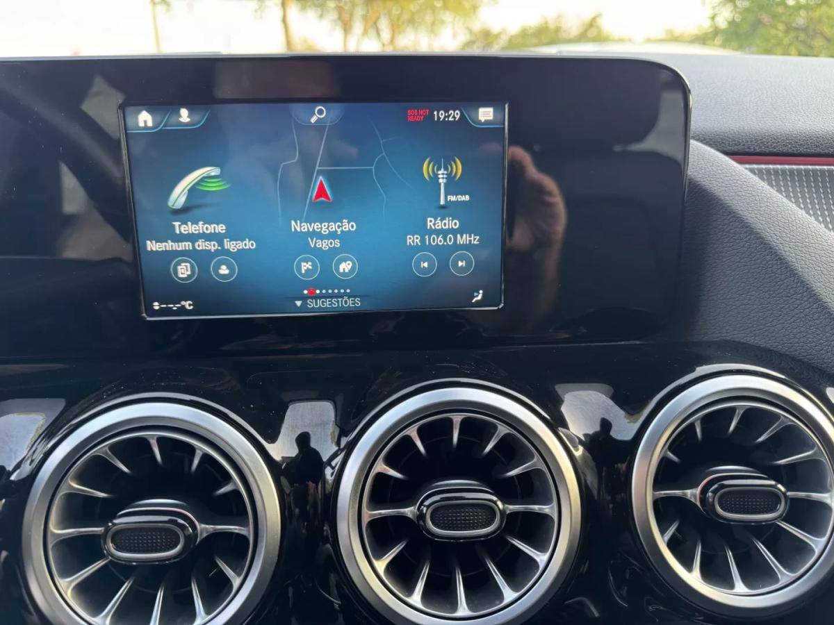 mercedes-benz-eqa-2021-eletrico-200cc