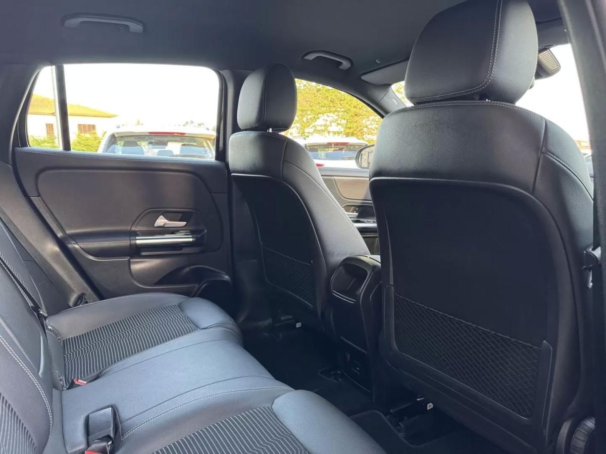 mercedes-benz-eqa-2021-eletrico-200cc