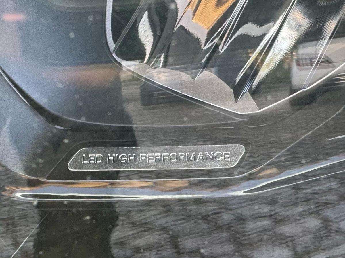 mercedes-benz-eqa-2021-eletrico-200cc