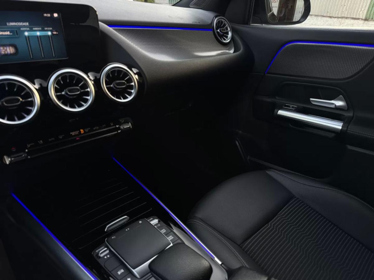 mercedes-benz-eqa-2021-eletrico-200cc