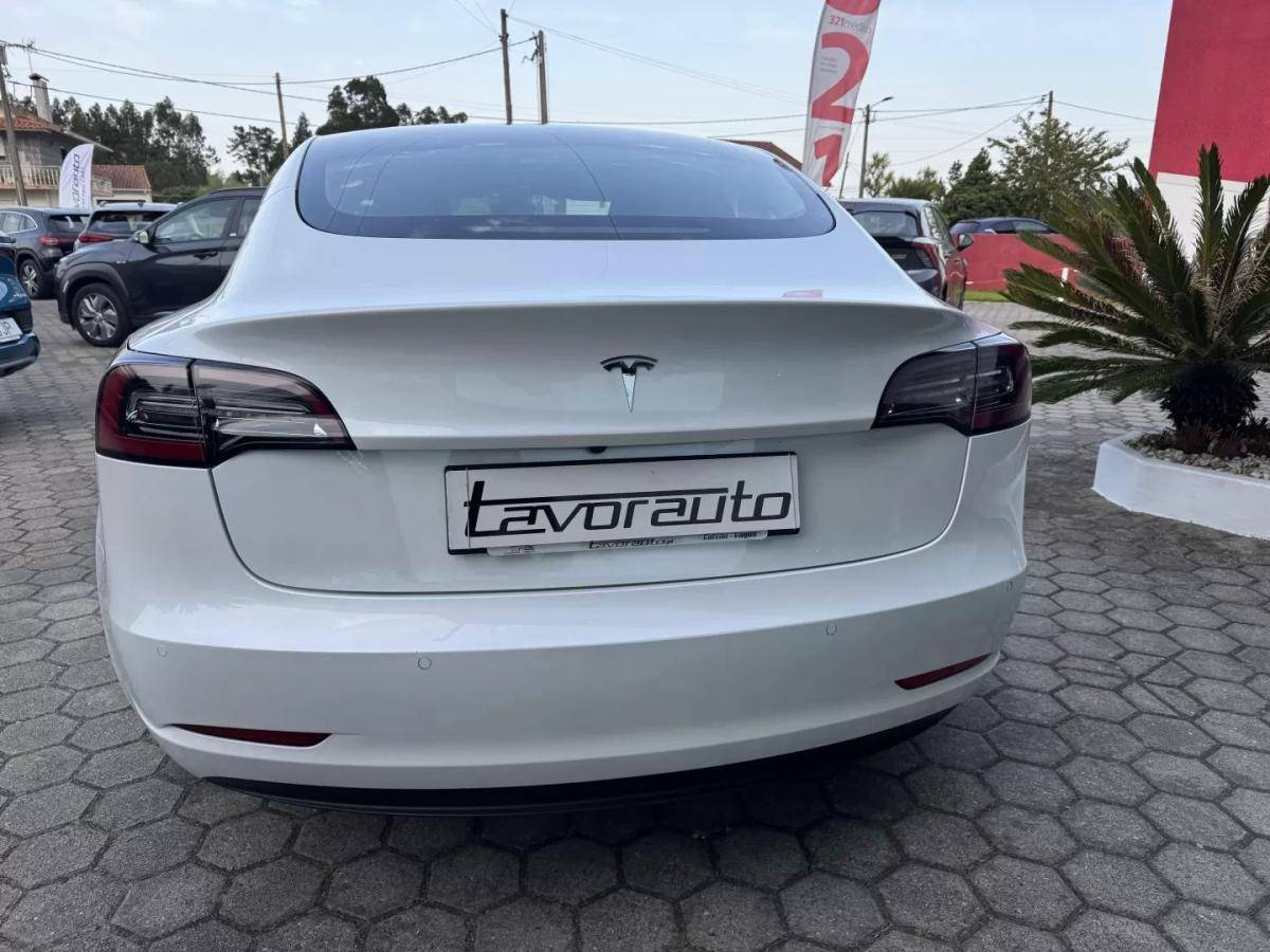 tesla-model-3-2021-eletrico-200cc