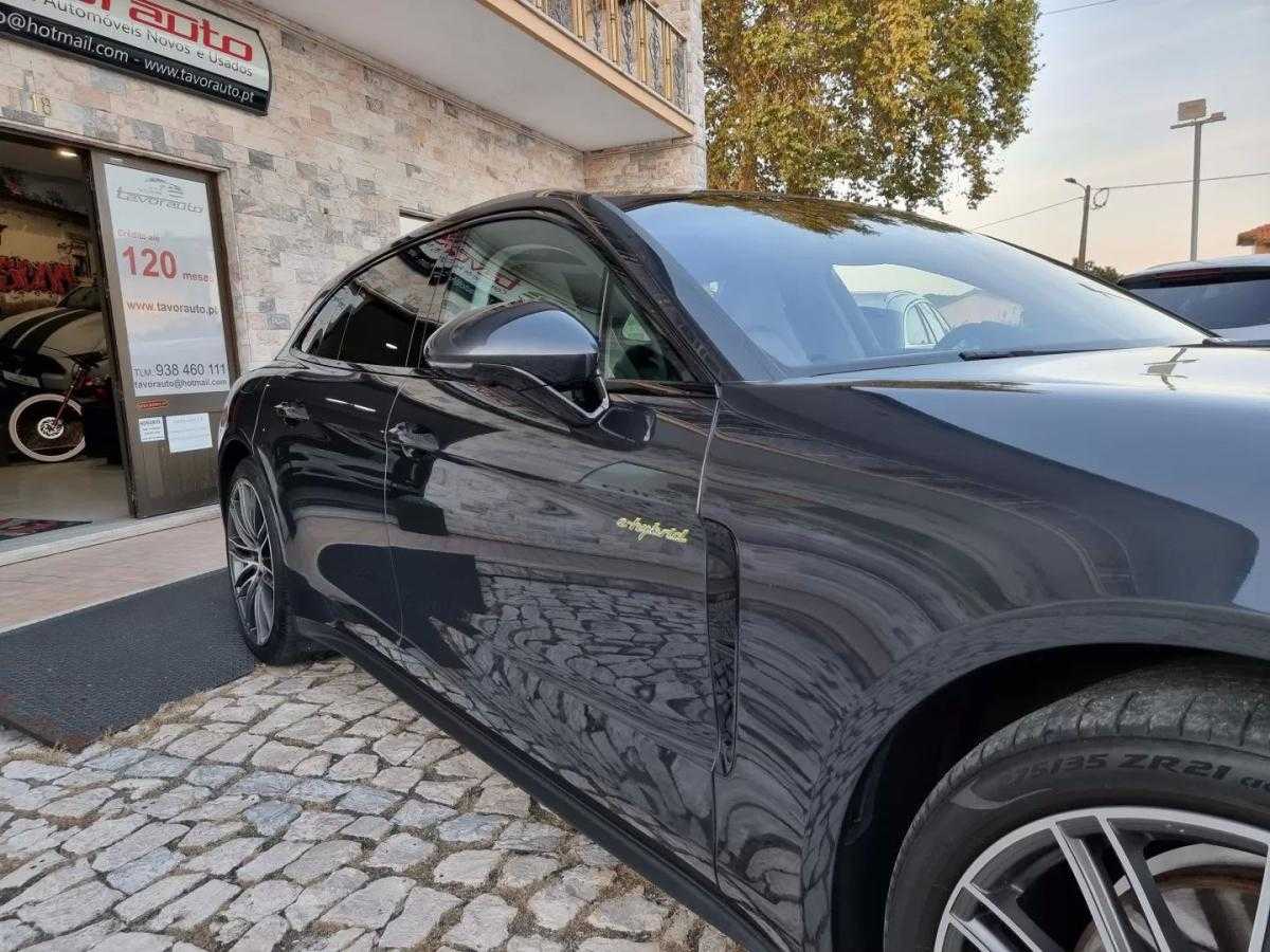 porsche-panamera-sport-turismo-2018-hibrido-2894cc