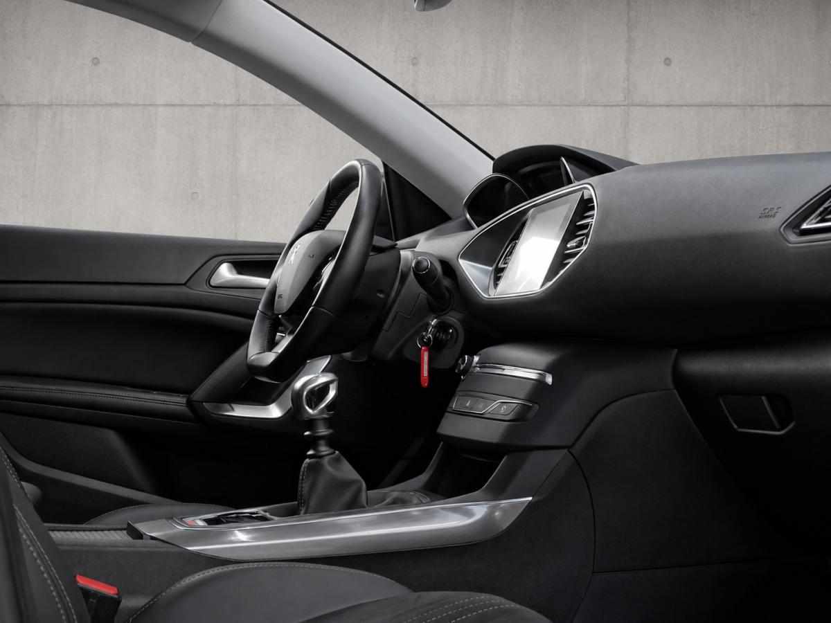 peugeot-308-1-5-bluehdi-2019-diesel-1499cc
