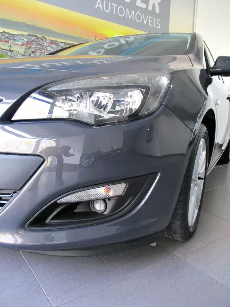 opel-astra-sport-tourer-2016-diesel-1598cc