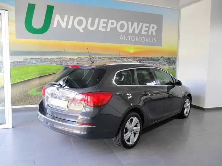 opel-astra-sport-tourer-2016-diesel-1598cc