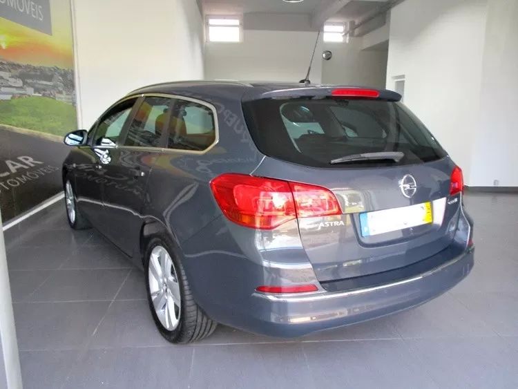 opel-astra-sport-tourer-2016-diesel-1598cc