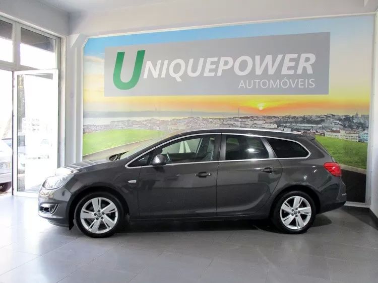 opel-astra-sport-tourer-2016-diesel-1598cc