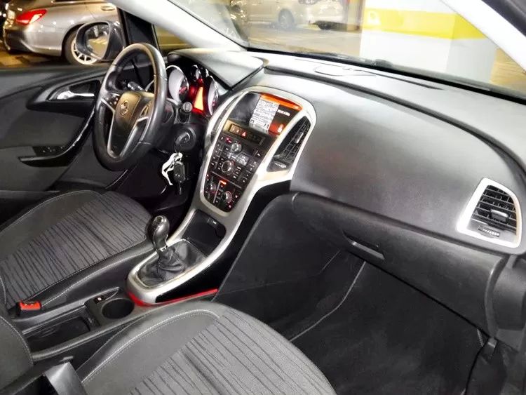 opel-astra-sport-tourer-2016-diesel-1598cc