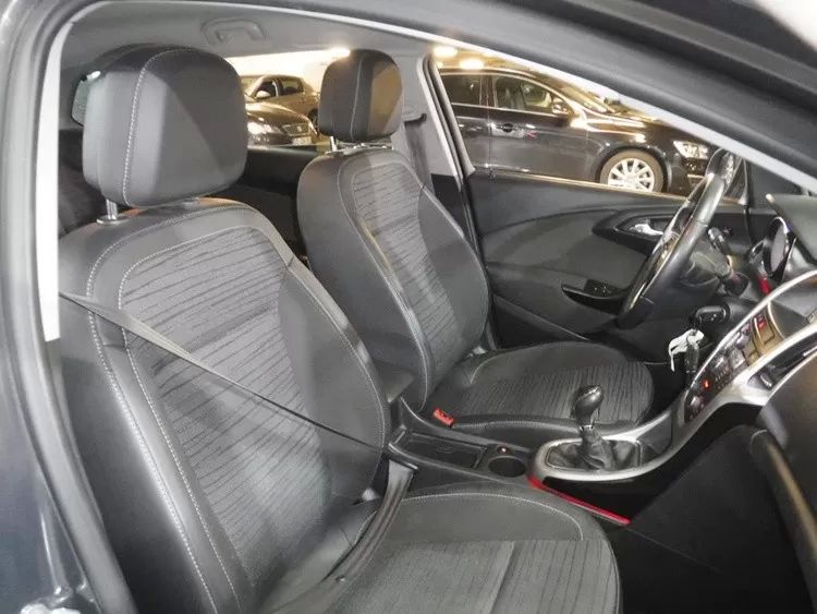 opel-astra-sport-tourer-2016-diesel-1598cc