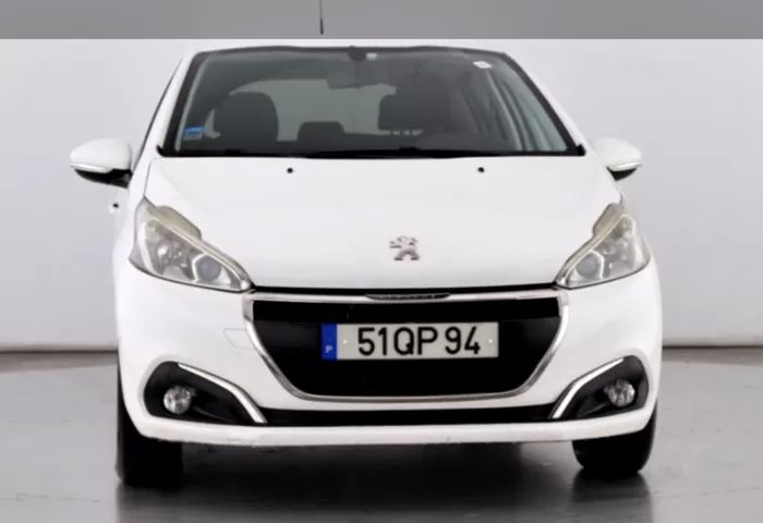 peugeot-208-2015-gasolina-1199cc