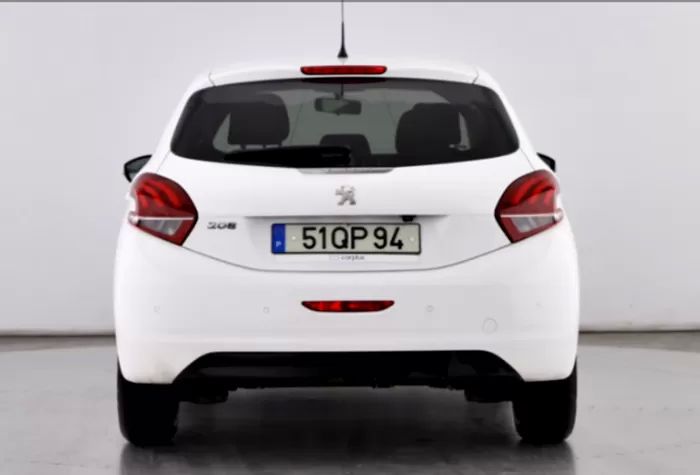 peugeot-208-2015-gasolina-1199cc