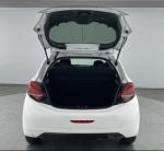 peugeot-208-2015-gasolina-1199cc