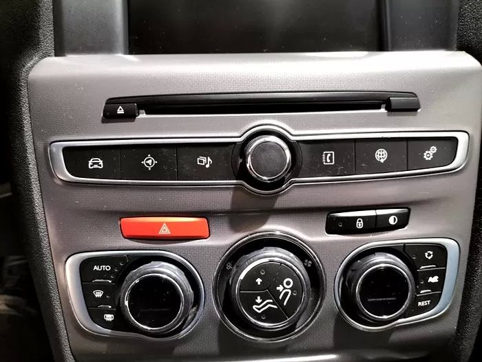citroen-c4-2017-diesel-1560cc