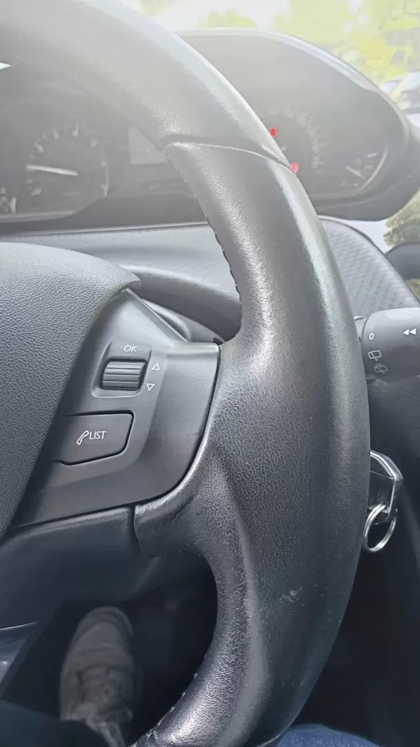 peugeot-208-2019-gasolina-1199cc