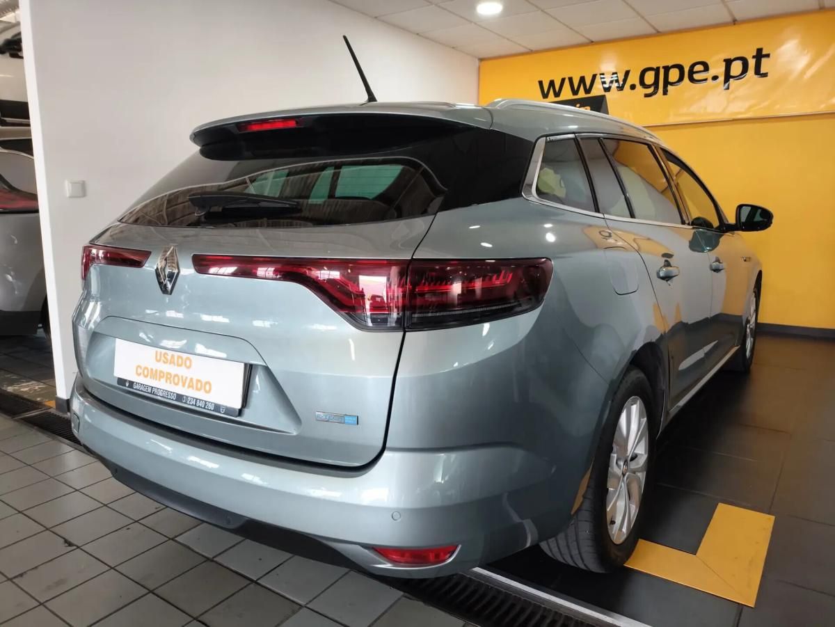 renault-megane-sport-tourer-2021-hibrido-a-gasolina-1598cc