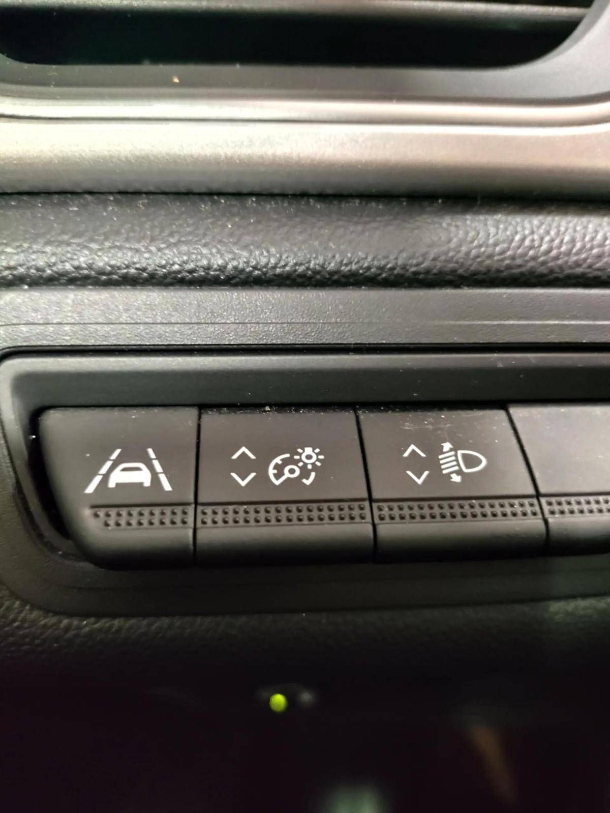 renault-captur-2024-gpl-999cc