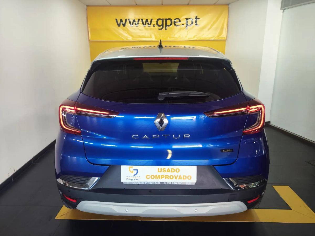 renault-captur-2023-hibrido-a-gasolina-1598cc