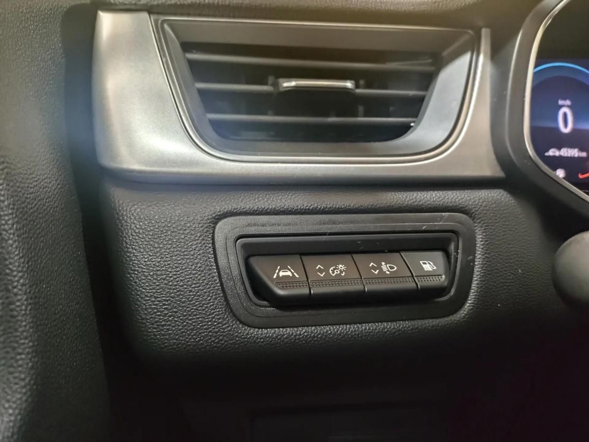 renault-captur-2023-hibrido-a-gasolina-1598cc