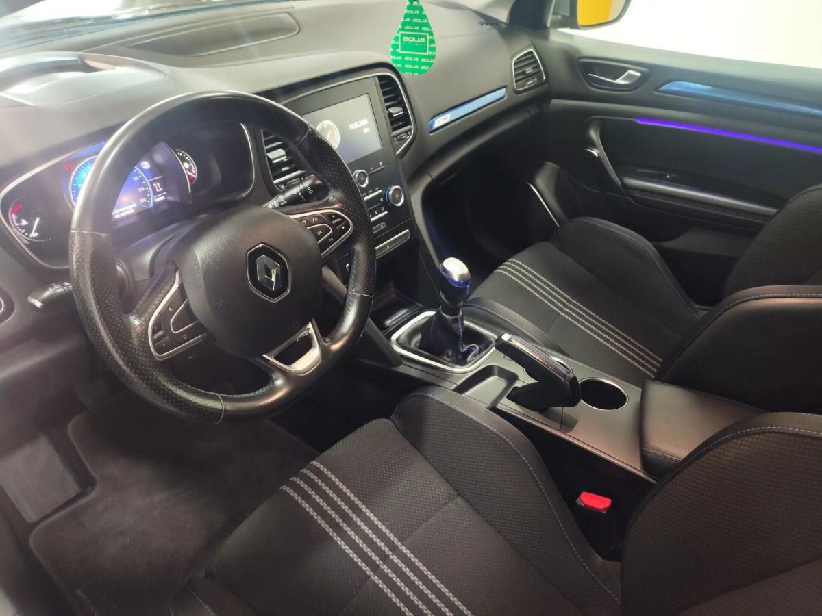 renault-megane-sport-tourer-2019-gasolina-1332cc