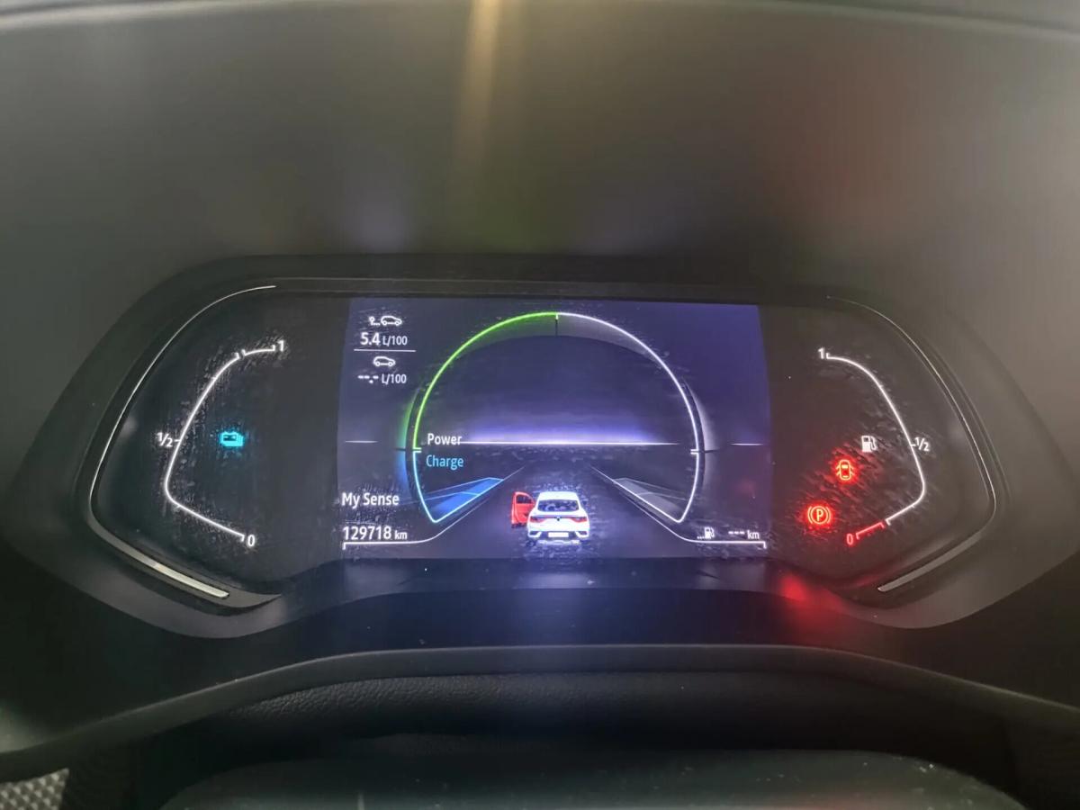 renault-arkana-2021-hibrido-a-gasolina-1598cc
