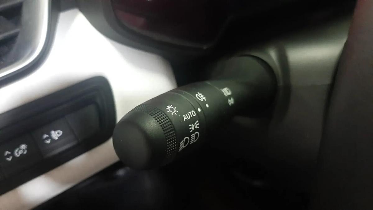 renault-clio-2021-hibrido-a-gasolina-1598cc