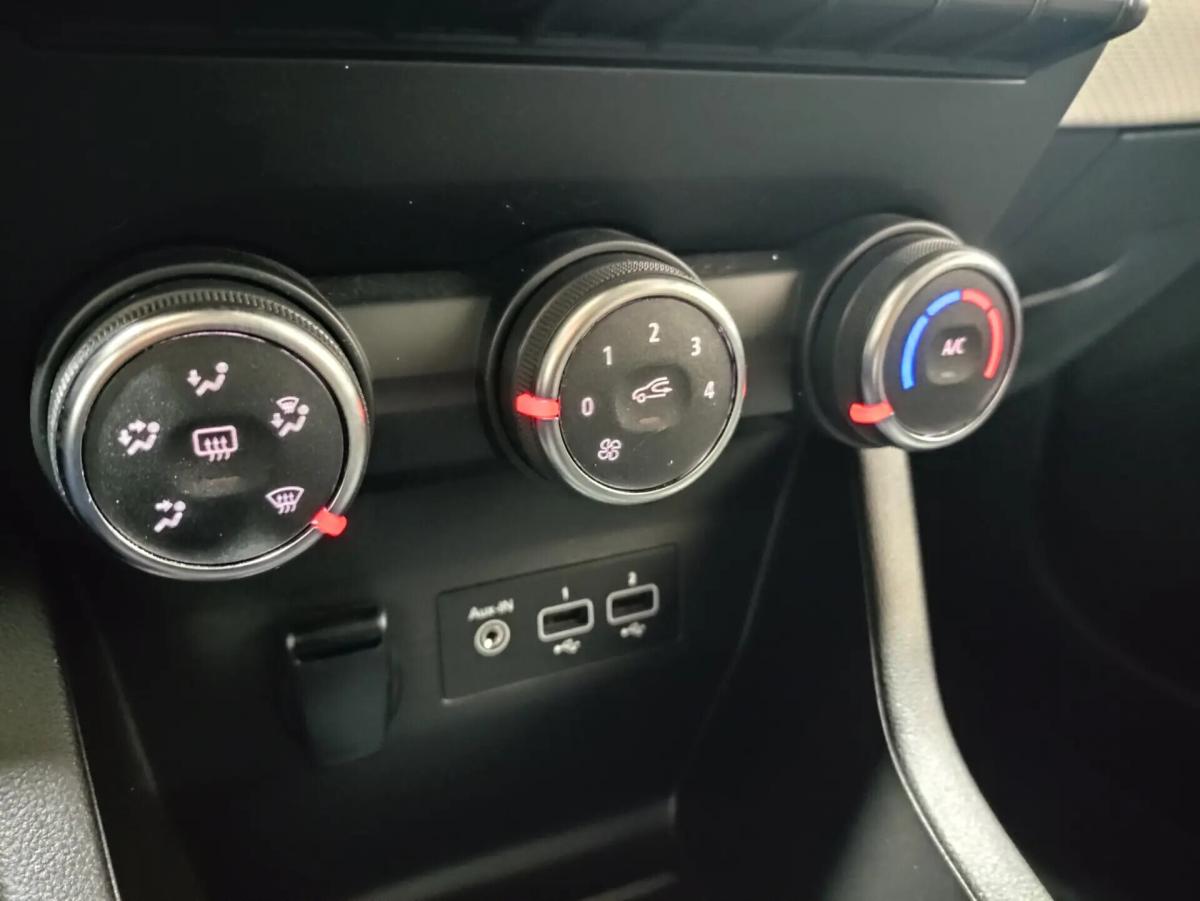 renault-clio-2023-gpl-999cc