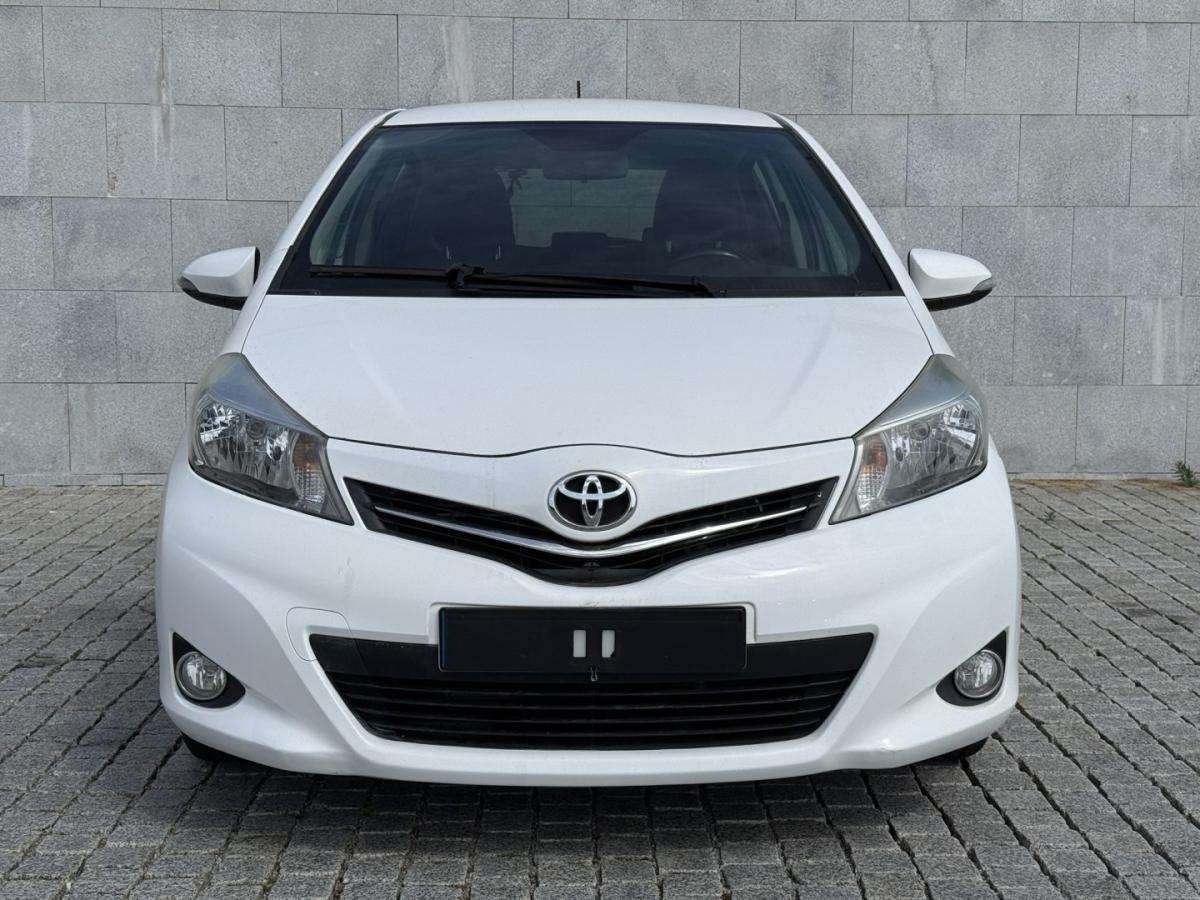 toyota-yaris-2013-diesel-1364cc