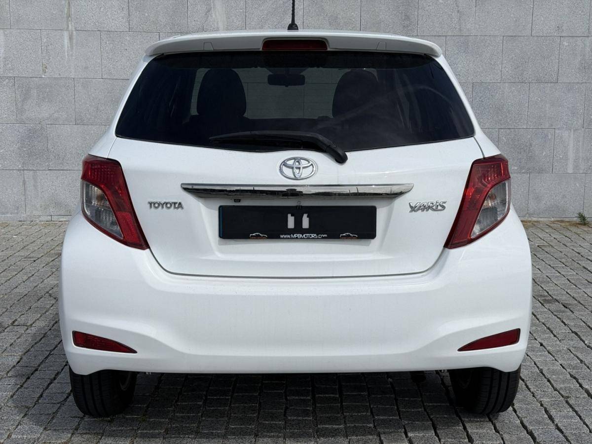 toyota-yaris-2013-diesel-1364cc