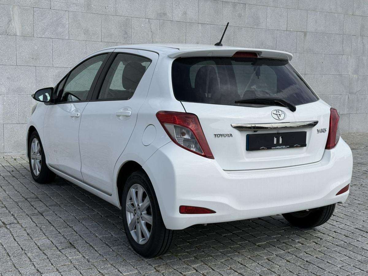 toyota-yaris-2013-diesel-1364cc