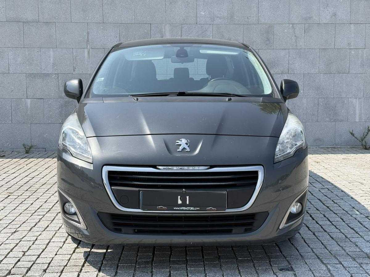 peugeot-5008-2016-gasolina-1199cc