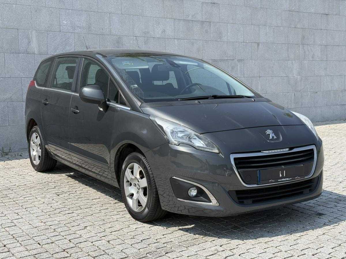peugeot-5008-2016-gasolina-1199cc