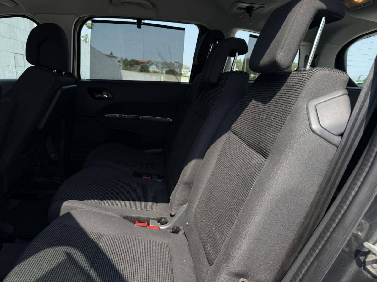 peugeot-5008-2016-gasolina-1199cc