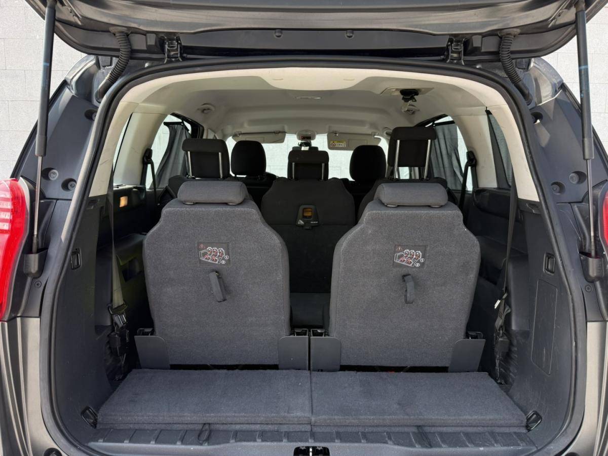 peugeot-5008-2016-gasolina-1199cc