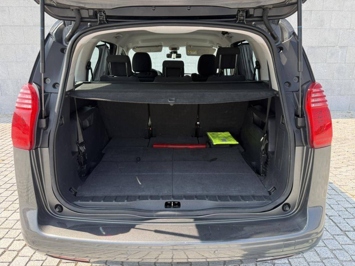 peugeot-5008-2016-gasolina-1199cc