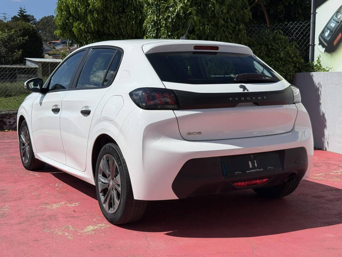 peugeot-208-2020-gasolina-1199cc