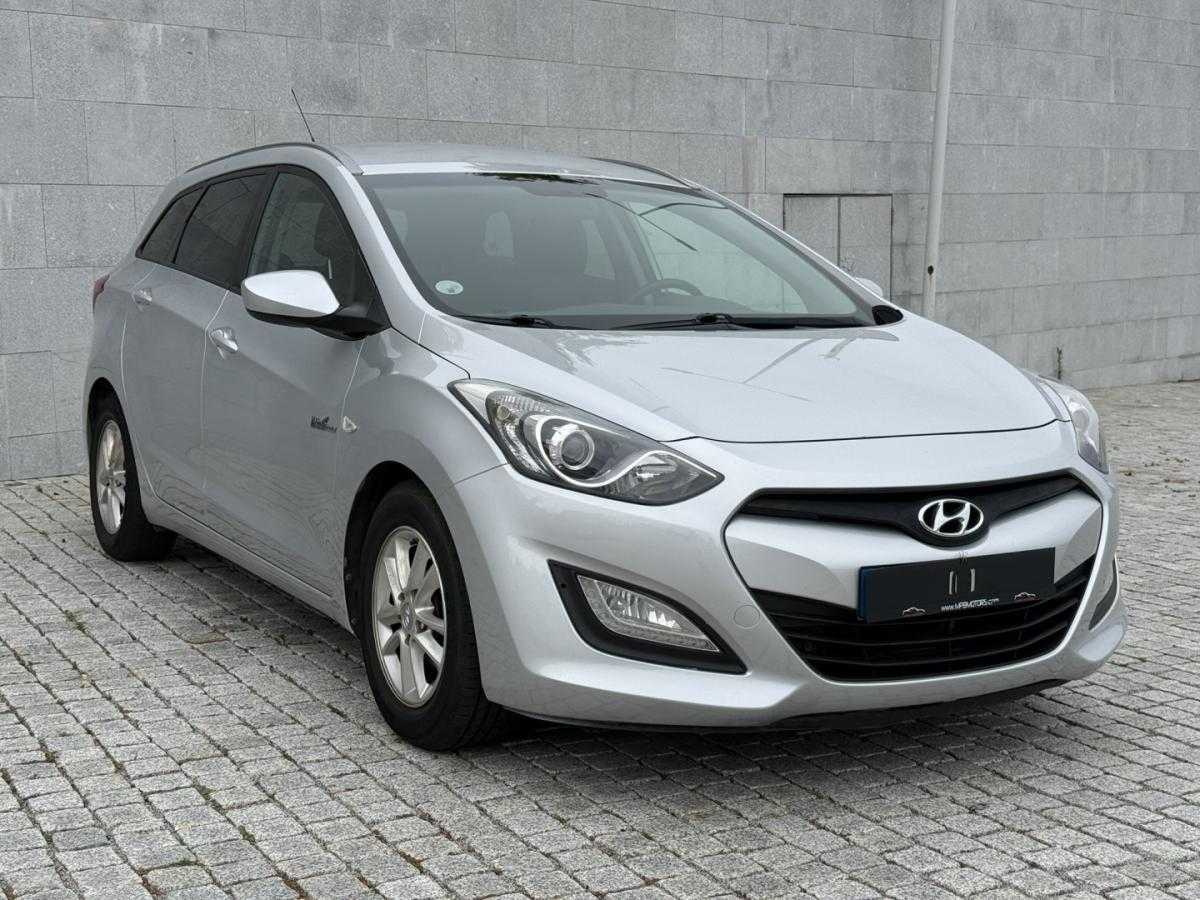 hyundai-i30-sw-2013-diesel-1396cc
