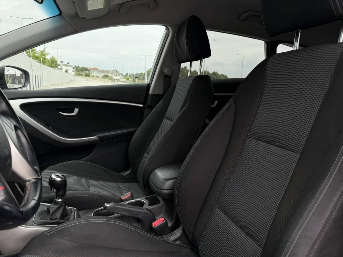 hyundai-i30-sw-2013-diesel-1396cc