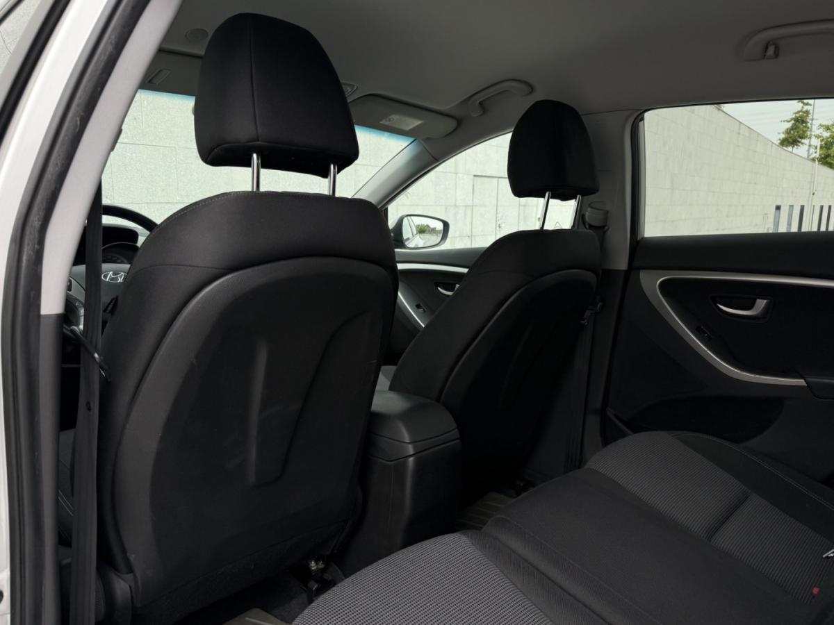 hyundai-i30-sw-2013-diesel-1396cc