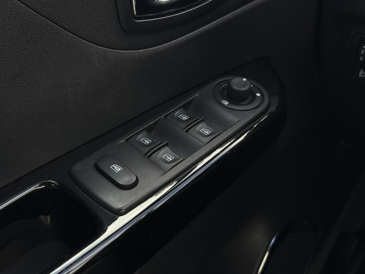renault-captur-2017-gasolina-898cc